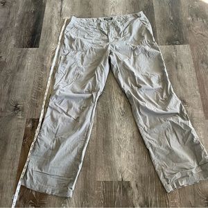 Eddie Bauer Women’s Gray Pants, Size 18